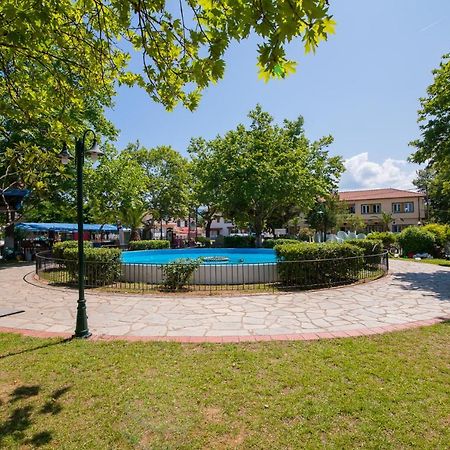 Villa Alexandra Sun Vrasná 外观 照片